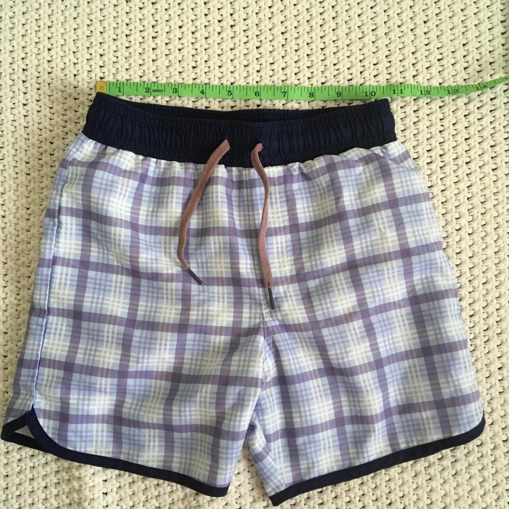 MINNOW BOYS PLAID SWIM TRUNKS WITH DRAW STRING, SIZE 9/10